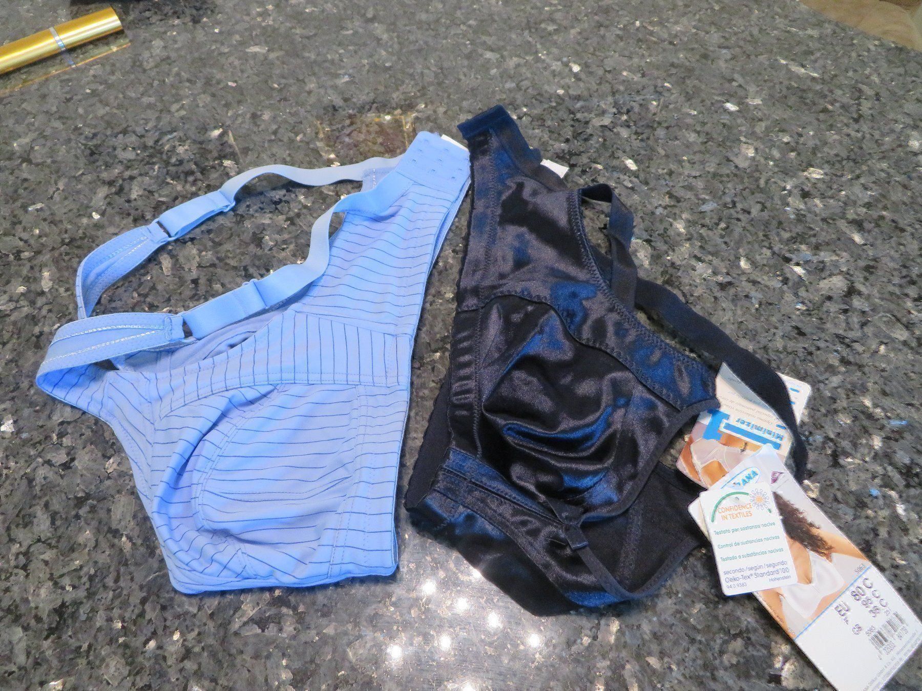 Sonstige Unterwäsche: Damen  Unterhemd und   2X  BH – Neu und originalverpackt aus Rüfenacht BE von tial70 2