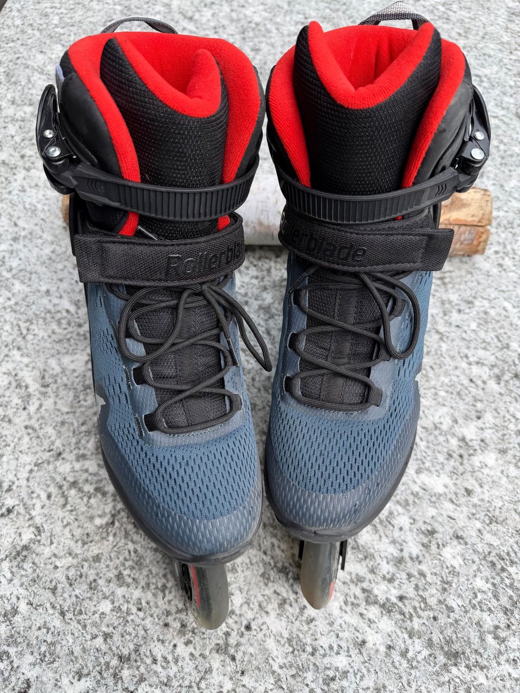 Pattini in linea & Pattini a rotelle: Inline Skates Rollerblade Twister XT Herren Grösse 43 – Usato da Wilderswil venduto da Laska12 2