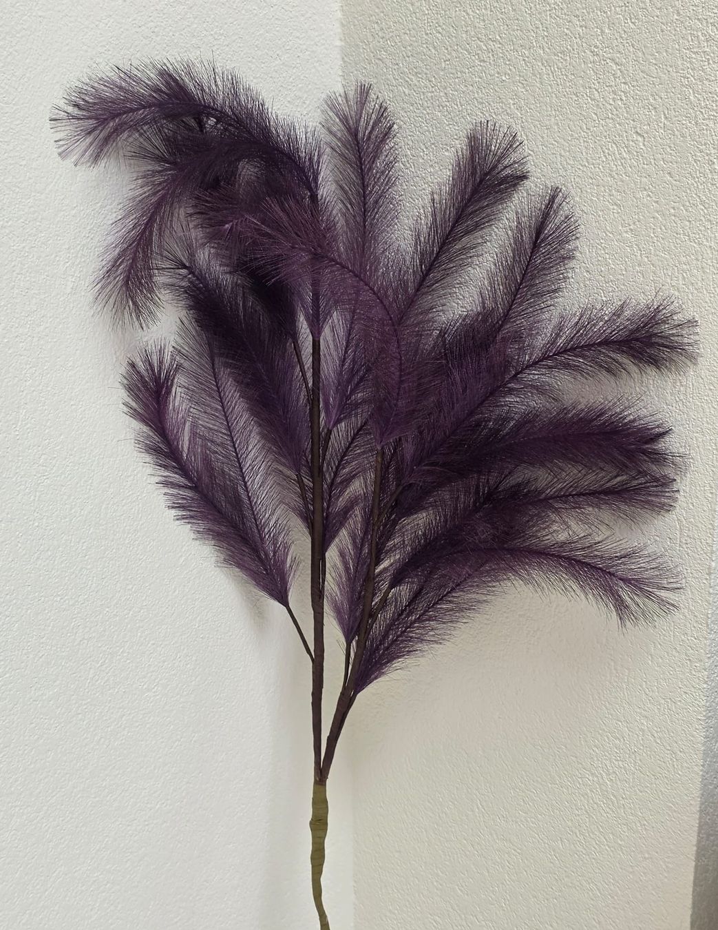 Tutte le decorazioni: Deko-Ast mit Lichterkette, violette Federn, neu – Nuovo (secondo la descrizione) da Rheinsulz venduto da Dred 1