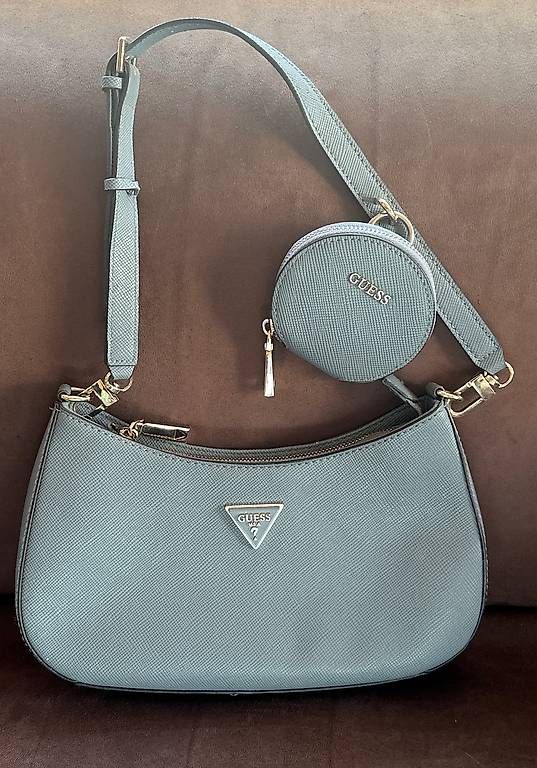 Sacs femmes: Sac Guess comme neuf – D'occasion à Penthaz par Oceane40