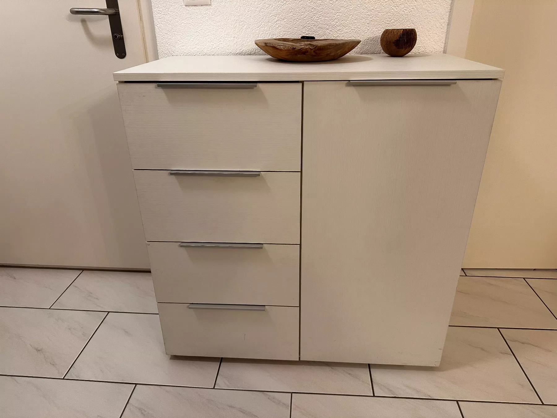 Cassettiere: Kommode – Usato da Uitikon Waldegg venduto da verkaufgenie88