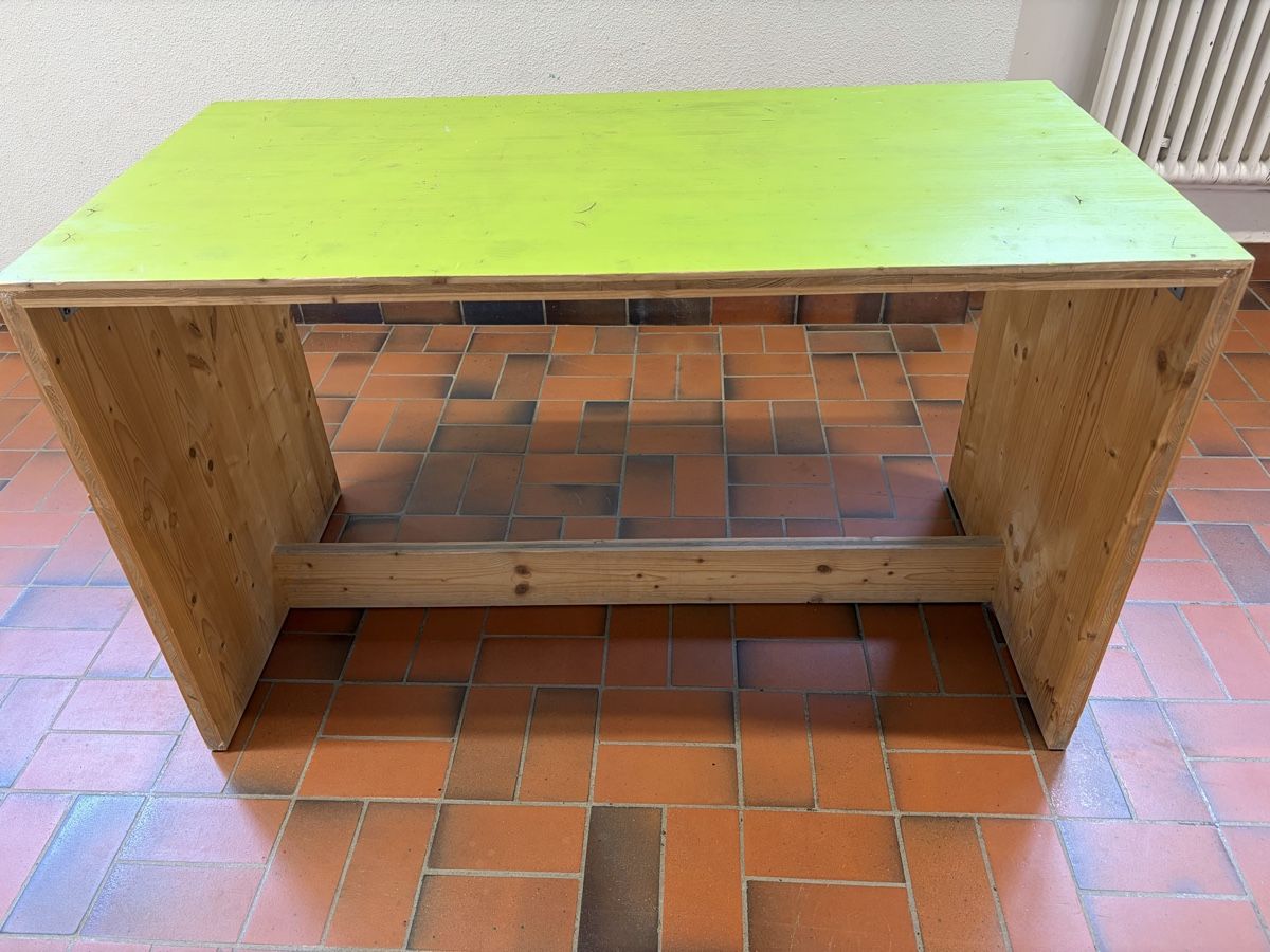 Tische: Tisch 3schichtplatte – Gebraucht aus Köniz von lukashasler 1