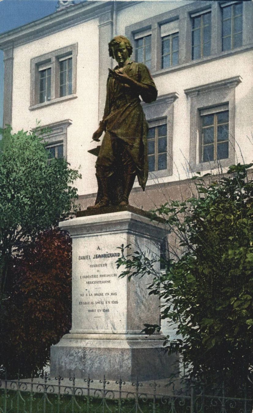 Cartes postales: Alte Ansichtskarte Le Locle mit Statue Daniel Jeanrichard – D'occasion à Luzern par Kartenansicht