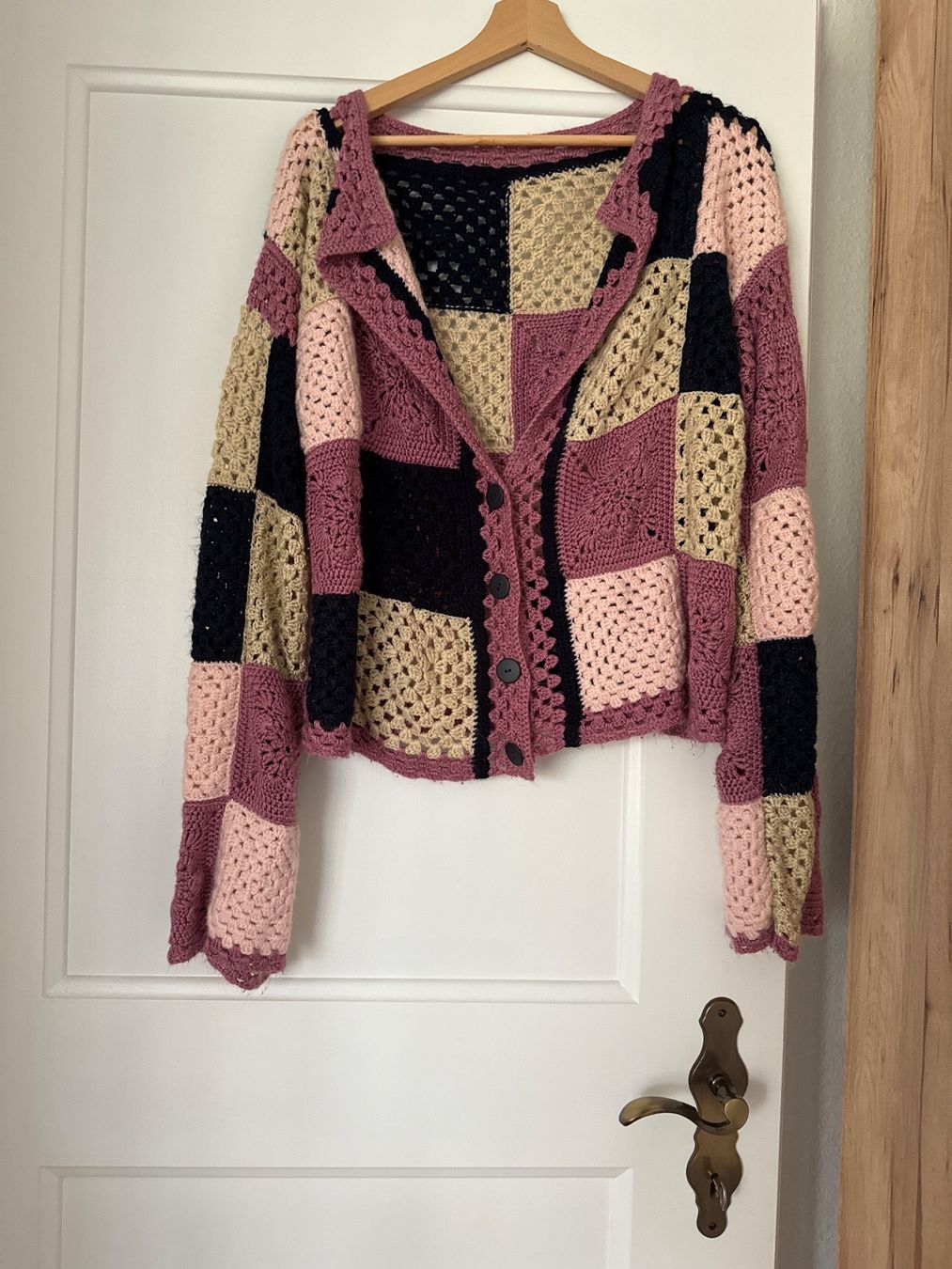 Gilets & Westen: Handmade Oversized Multicolor Cardigan 🌿 – Gebraucht aus Binningen von Sophiescloset