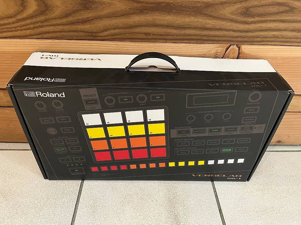 Roland Strumenti musicali: Roland Verselab Studio production – Nuovo e nell'imballaggio originale da Neuchâtel venduto da Music_Avenue 4
