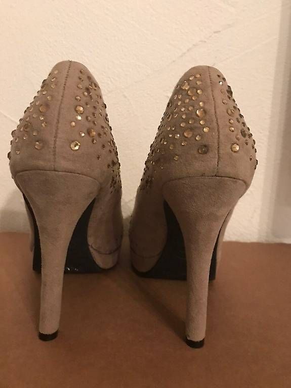 Damenschuhe: Pumps in beige mit Steinen Gr. 39 – Gebraucht aus Rikon im Tösstal von maverik08 1
