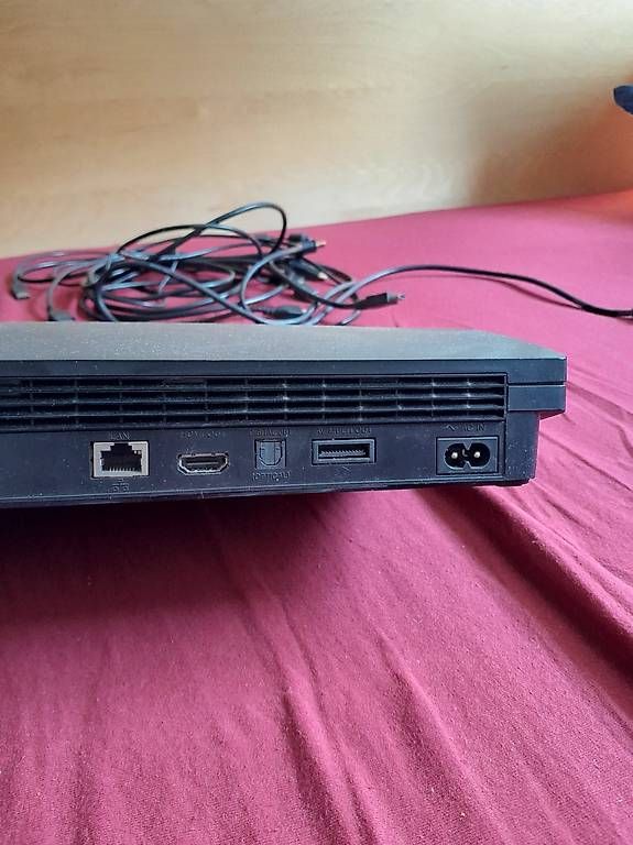 Konsolen: Playstation 3 e videogiochi della Play 3 e 4 – Gebraucht aus Carona von kyr_jx88 2