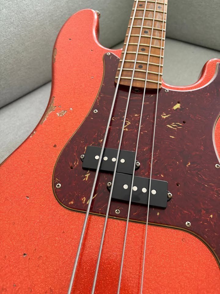 Fender Custom Shop Precision Bass Relic – Orange Sparkle (D'occasion) à ...