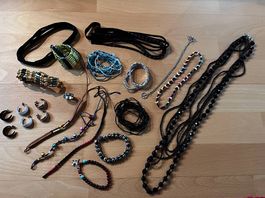 diverser Schmuck