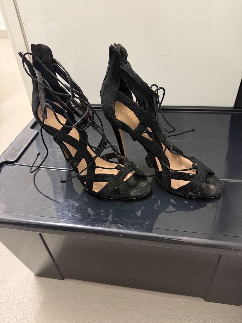 Scarpe da donna: Absatzsandalen Schwarz Grösse 39 – Usato da Adlikon b.Regensdf venduto da Ano_75 1