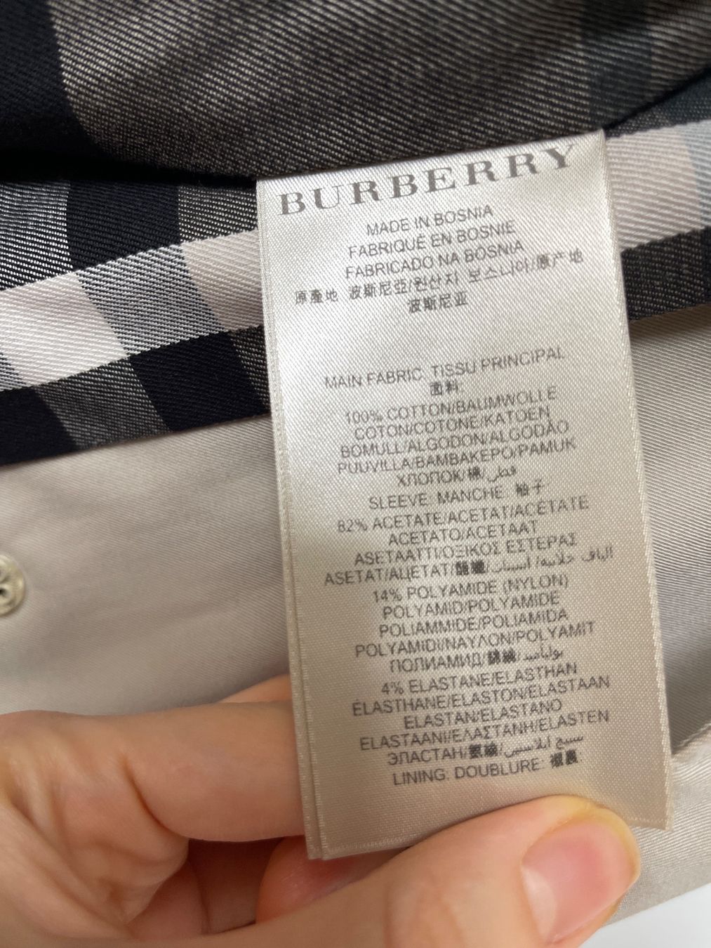 Burberry Cappotti: Original Burberry classic trench coat – Usato da Stäfa venduto da sun_979v 5