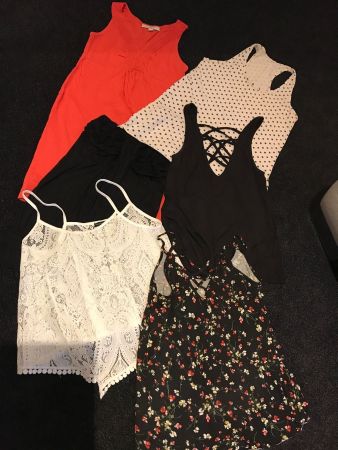 Kleiderpaket Top‘ s Gr XS/S
