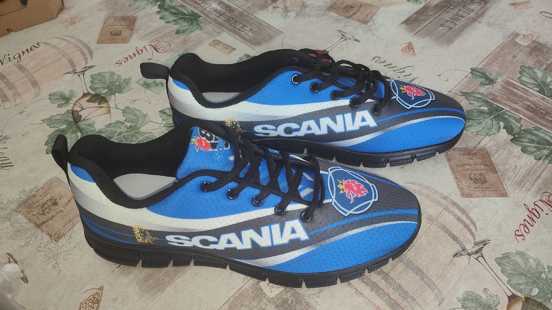 Scania Lastwagen: scania schuhe bedrukt  – Neu und originalverpackt aus Schöftland von magicX01 1