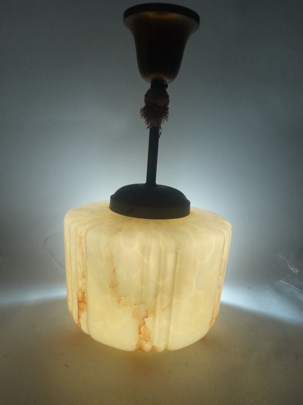 Kronleuchter & Deckenlampen: Antike Deckenlampe - Glas - Jungendstil / Art Deco? – Gebraucht aus Männedorf von Bel-view
