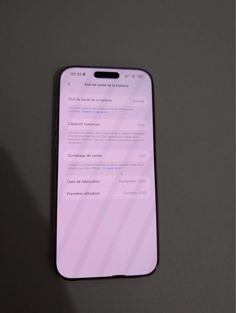 Apple Handys / Smartphones: iPhone 17 Pro Max 512GB - Cassé – Defekt aus La Chaux-De-Fonds von Adrien2300 7