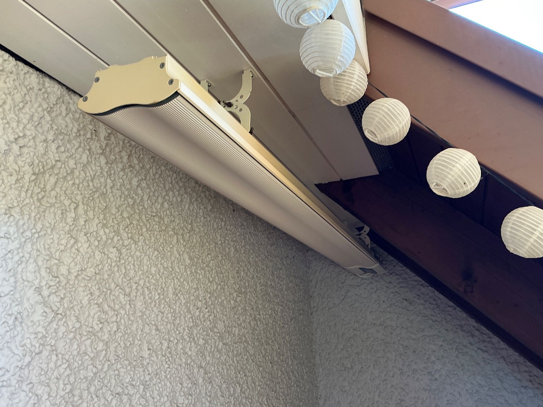 Radiateurs: Infrarotstrahler verdeckt. Für Balkon oder Terrass. – D'occasion à Kloten par Multipod