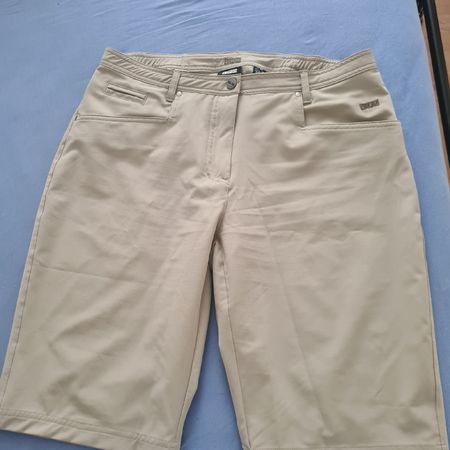 LPO Damen Shorts  Gr 38