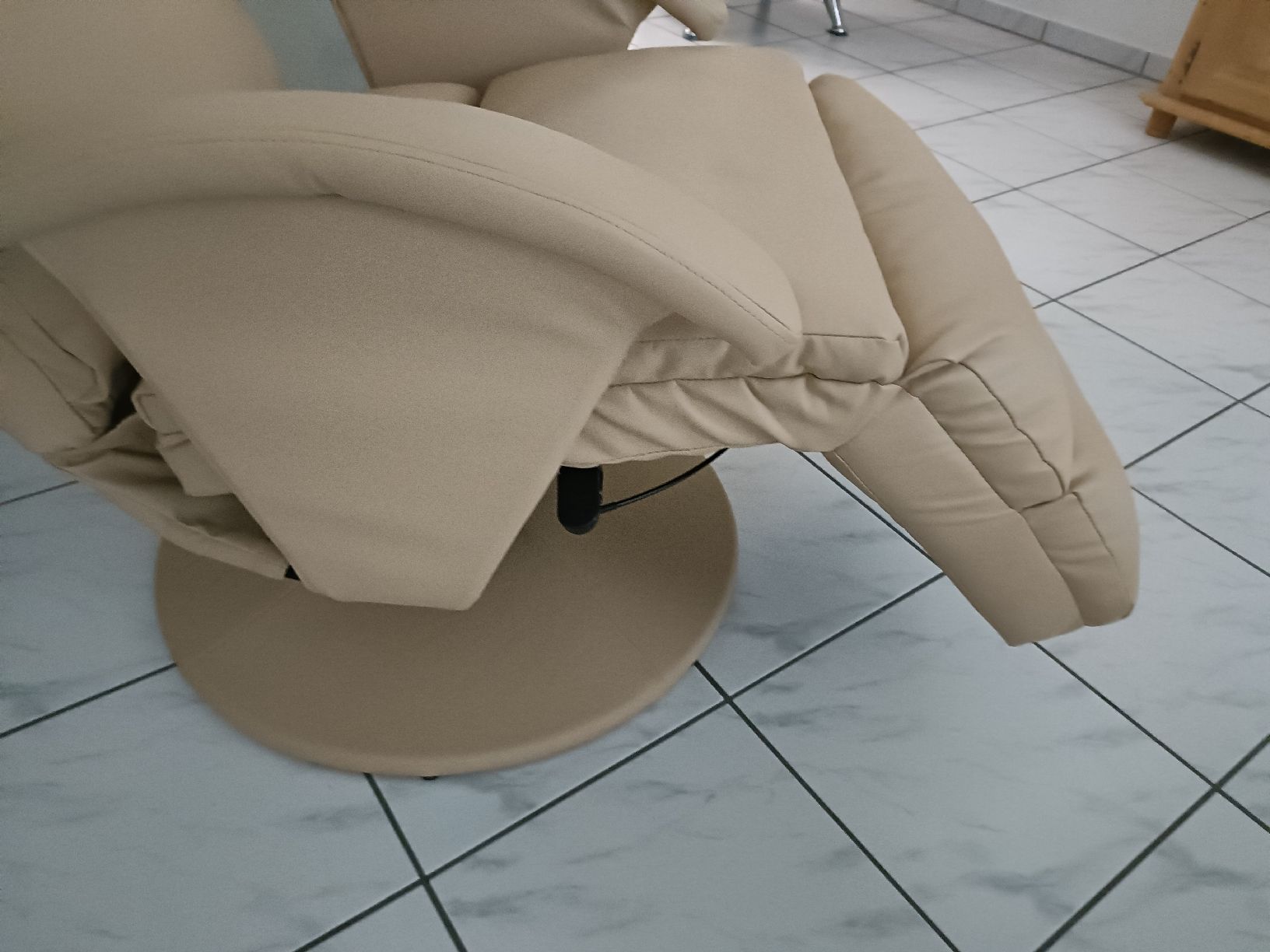 Sessel: Relaxsessel beige – Neu (gemäss Beschreibung) aus Gossau SG von scania1509 4