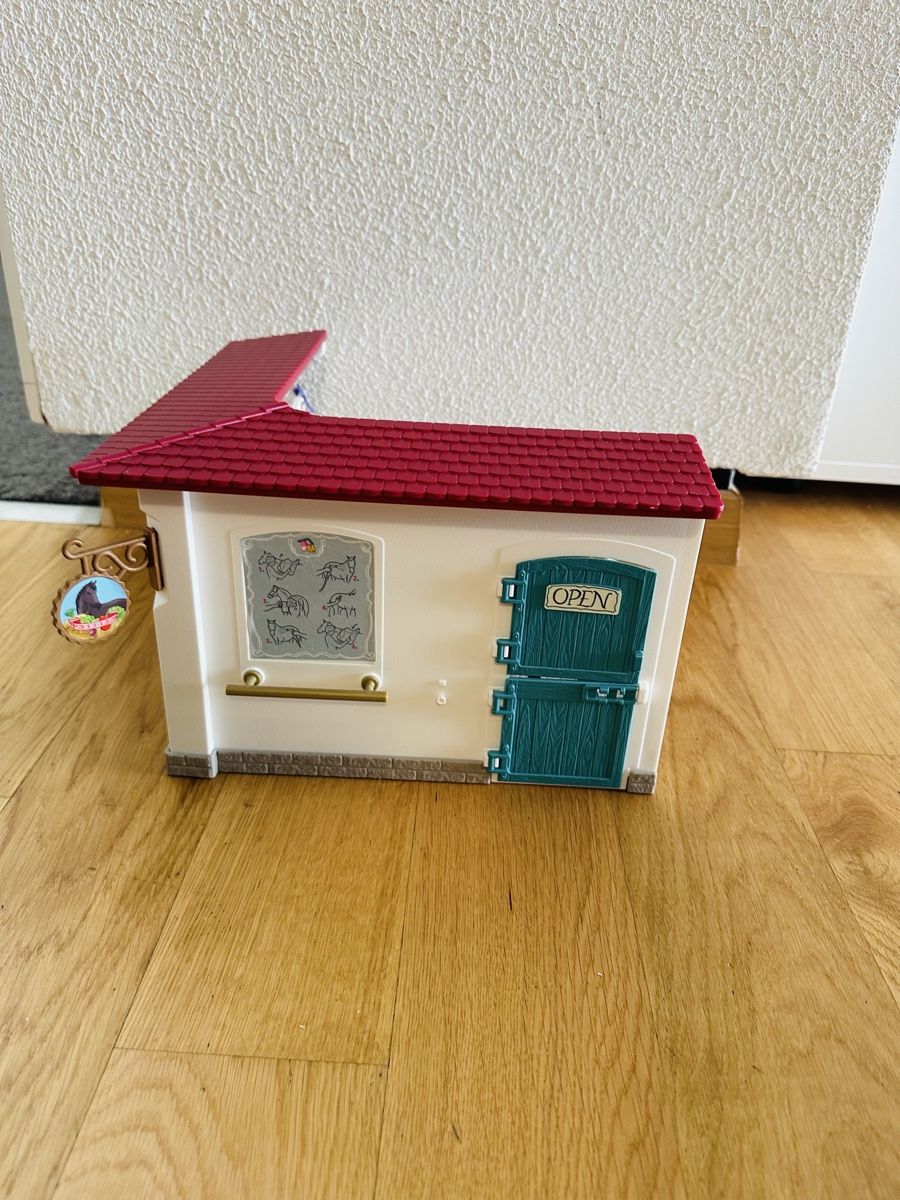 Schleich Giocattoli: Schleich 42568 - Reitshop – Nuovo (secondo la descrizione) da Meilen venduto da Carpi 2