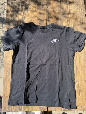 Nike T-Shirt Schwarz Grösse 147-158 cm guter Zustand