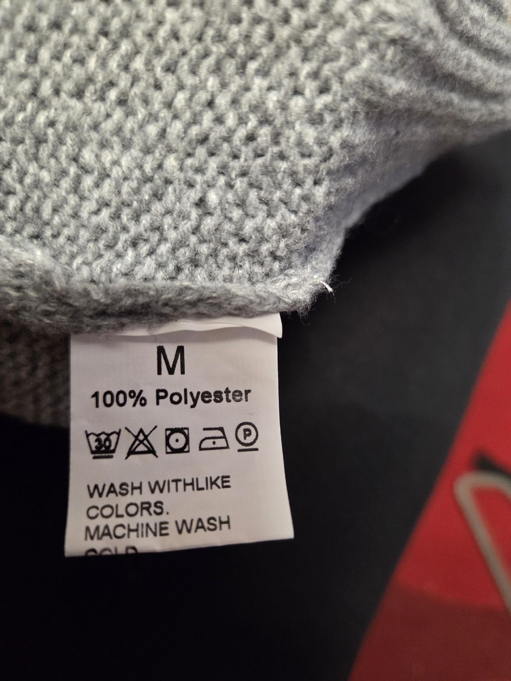 Pulls & Sweat-shirts: Strickpullover Grösse M, grau, Top Zustand – D'occasion à Subingen par DENDLE20 1