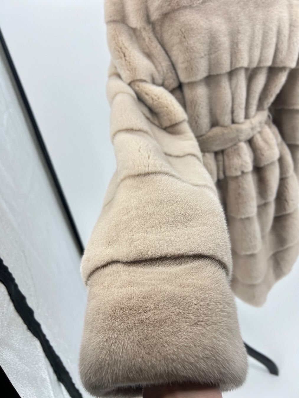 Cappotti: New Mink winter coat, M-L – Nuovo e nell'imballaggio originale da Altendorf venduto da Ro 4
