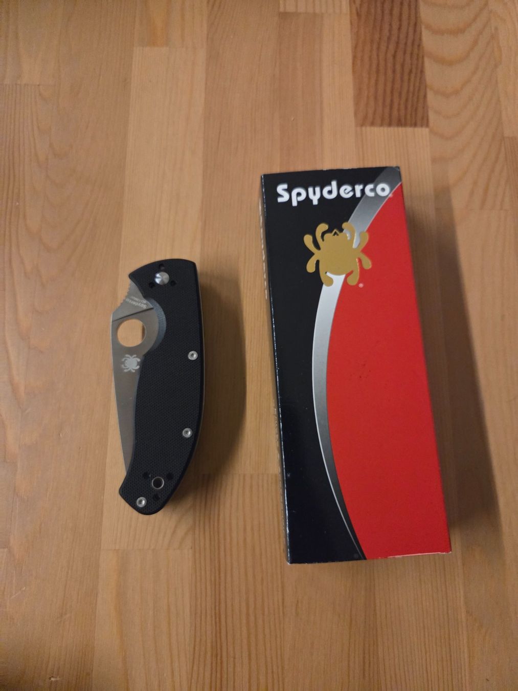 Spyderco Couteaux de poche: Spyderco Tenacious – Neuf avec emballage d'origine à Pailly par John_111