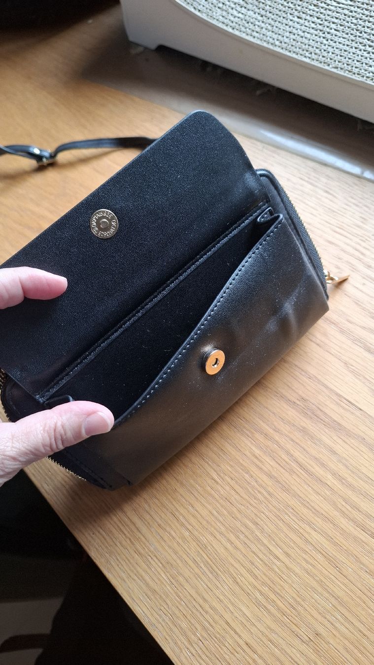 Borse da donna: Handtasche mit vielen Innenfächern – Nuovo (secondo la descrizione) da Brünisried venduto da san_74_bu 1