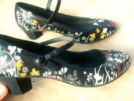 CAMPER SCHUHE PUMPS LEDER 36 STICKEREI MIT BLUMEN BALLERINA