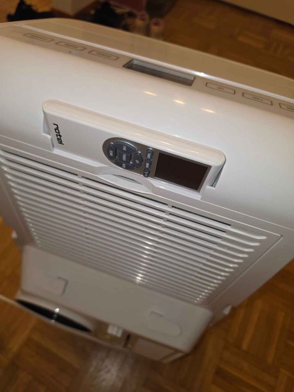 Rotel Condizionatori: Klimagerät – Usato da Dällikon venduto da pan_sn7c 3