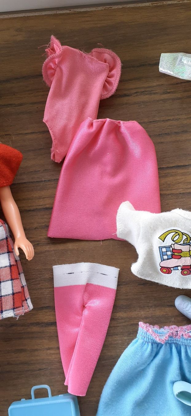 Puppen: Barbie Skipper 1980er Lot mit Kleidung – Gebraucht aus Mörschwil von lindaswunderkiste 4