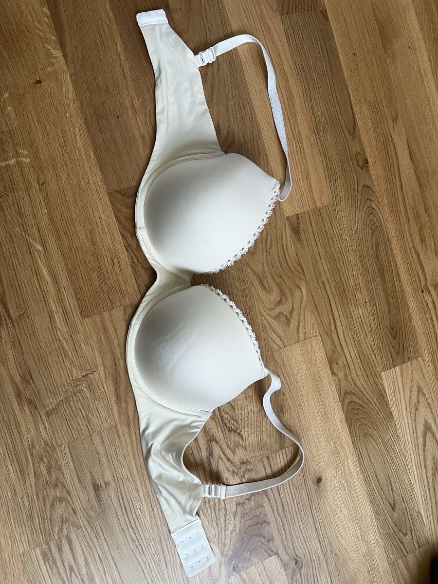 Calvin Klein Altra biancheria intima: Calvin Klein BH 75DD – Usato da Muttenz venduto da Lisa_z