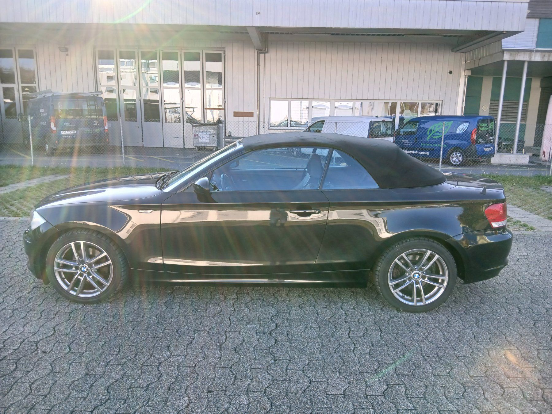 BMW Automobili: BMW 120i Cabrio ab MFK – Usato da Hurden venduto da ade1745 2