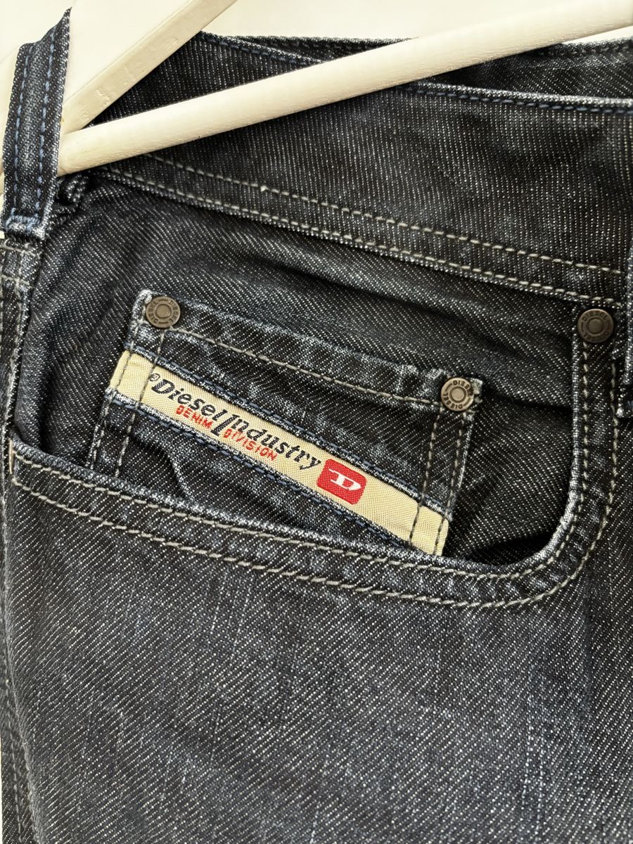 Diesel Jeans: Diesel Jeans – Nuovo (secondo la descrizione) da Basel venduto da sop_h98w 1