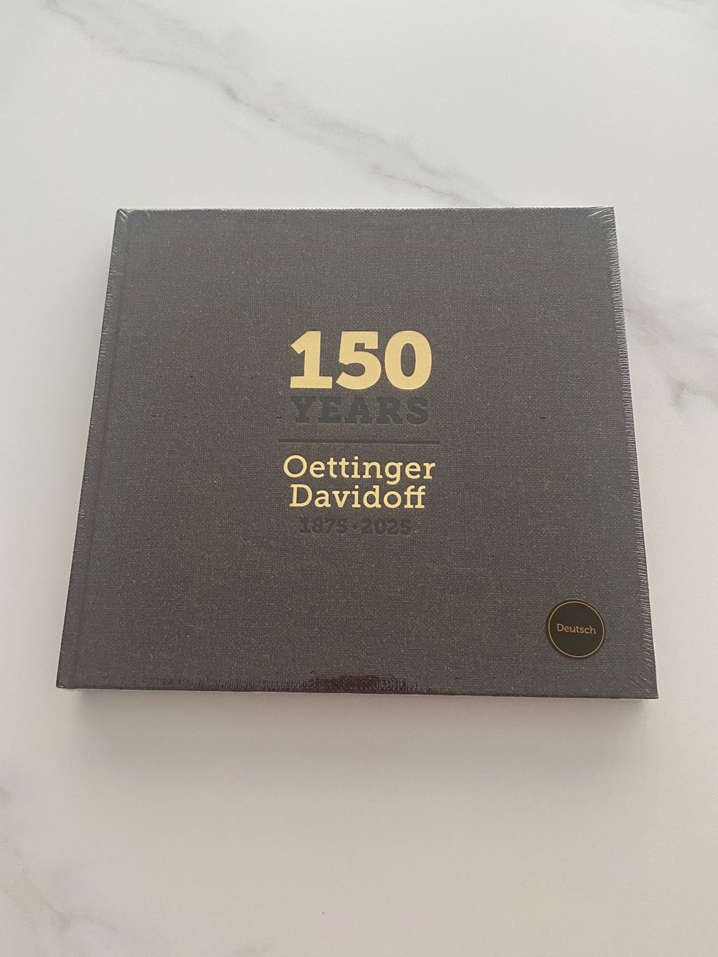 Livres: Oettinger Davidoff Buch 150 Years Deutsch neu – Neuf avec emballage d'origine à Zürich par esk_6ymz 1