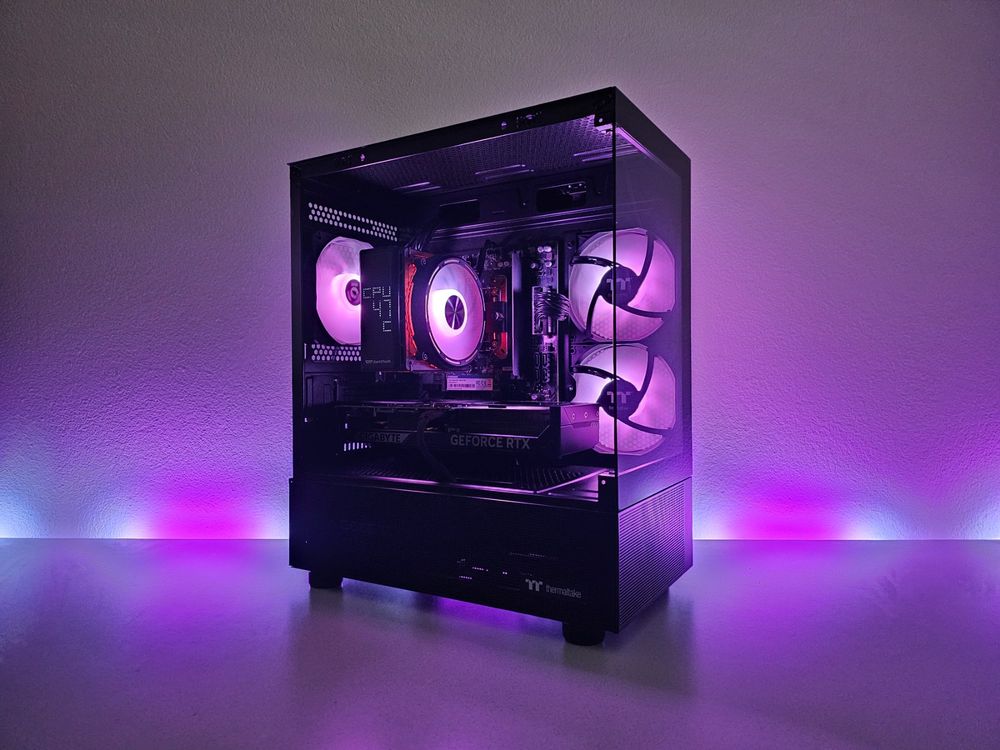 Gaming PC Zapper Ryzen 7800X3D + RTX 5070 | 6000MHz DDR5 (Neu und ...
