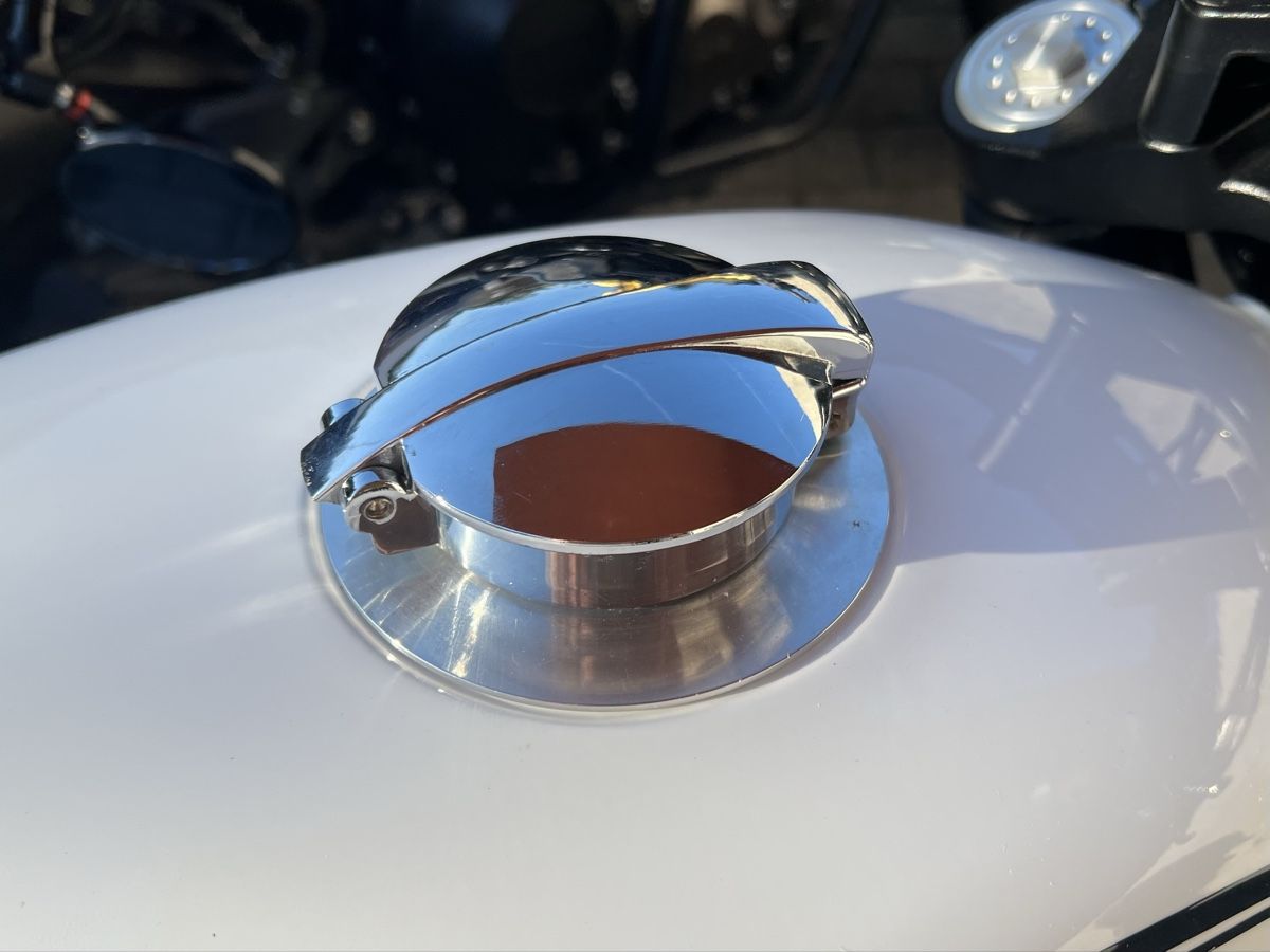 BMW Tutti i ricambio per moto: Fuel tank cap BMW R80/100 – Usato da Agra venduto da Jack6 1