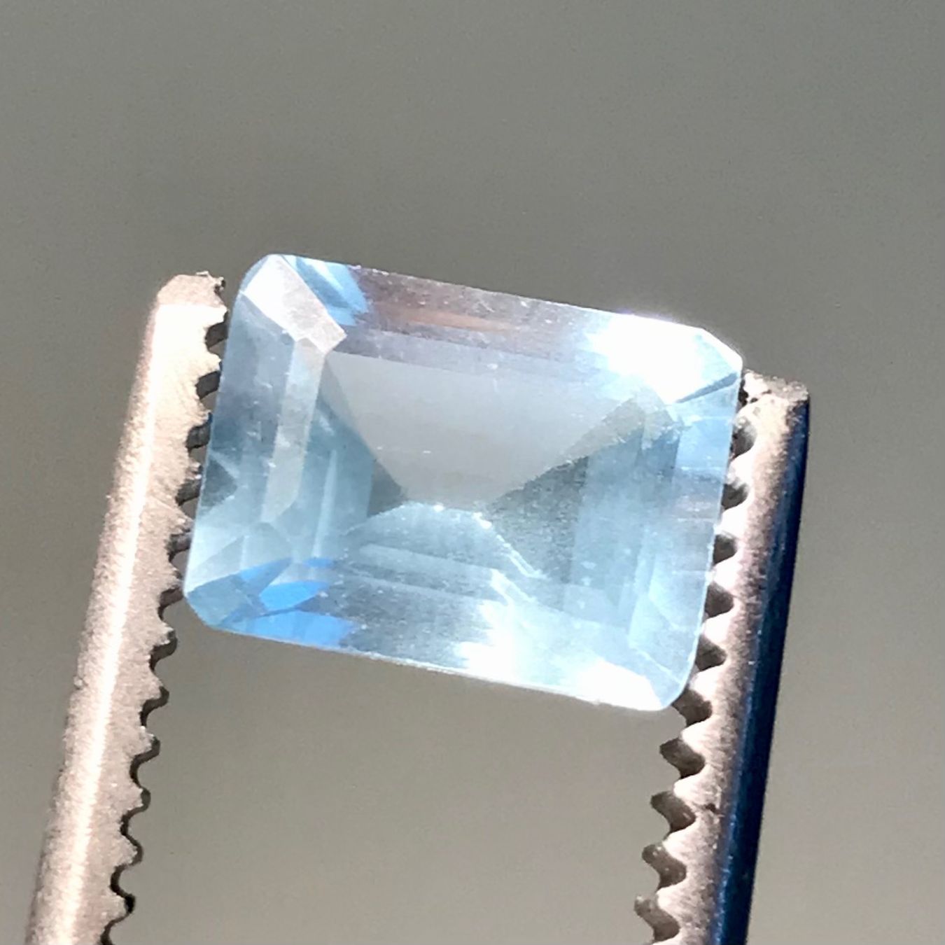 Pietre preziose: top Aquamarin Edelstein, 1.7 Karat, milchig hellblau – Nuovo (secondo la descrizione) da Biel venduto da djvalbnc 5