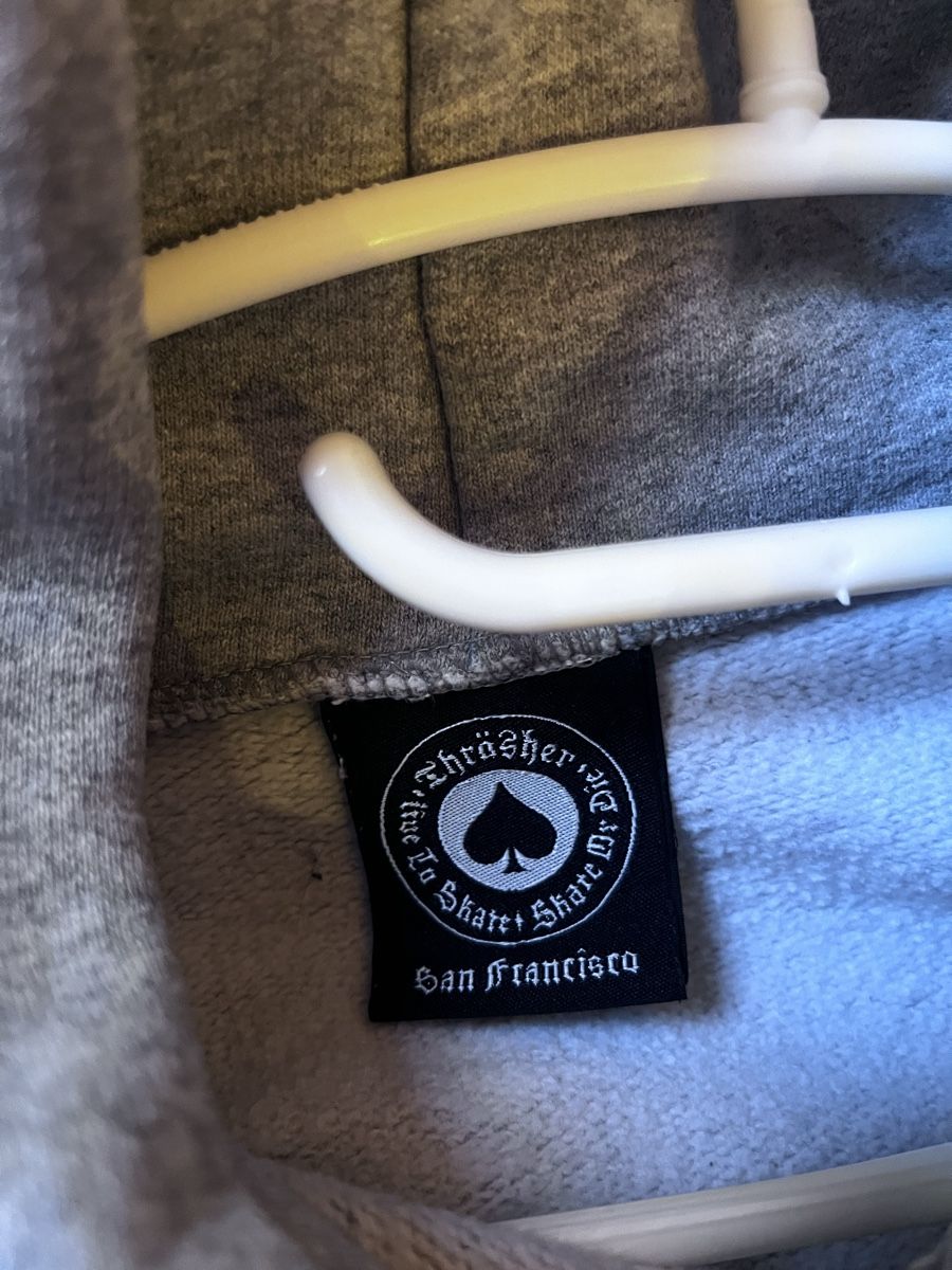 Maglioni & Felpe: Trasher Hoodie – Usato da Sachseln venduto da erdnussli29 2