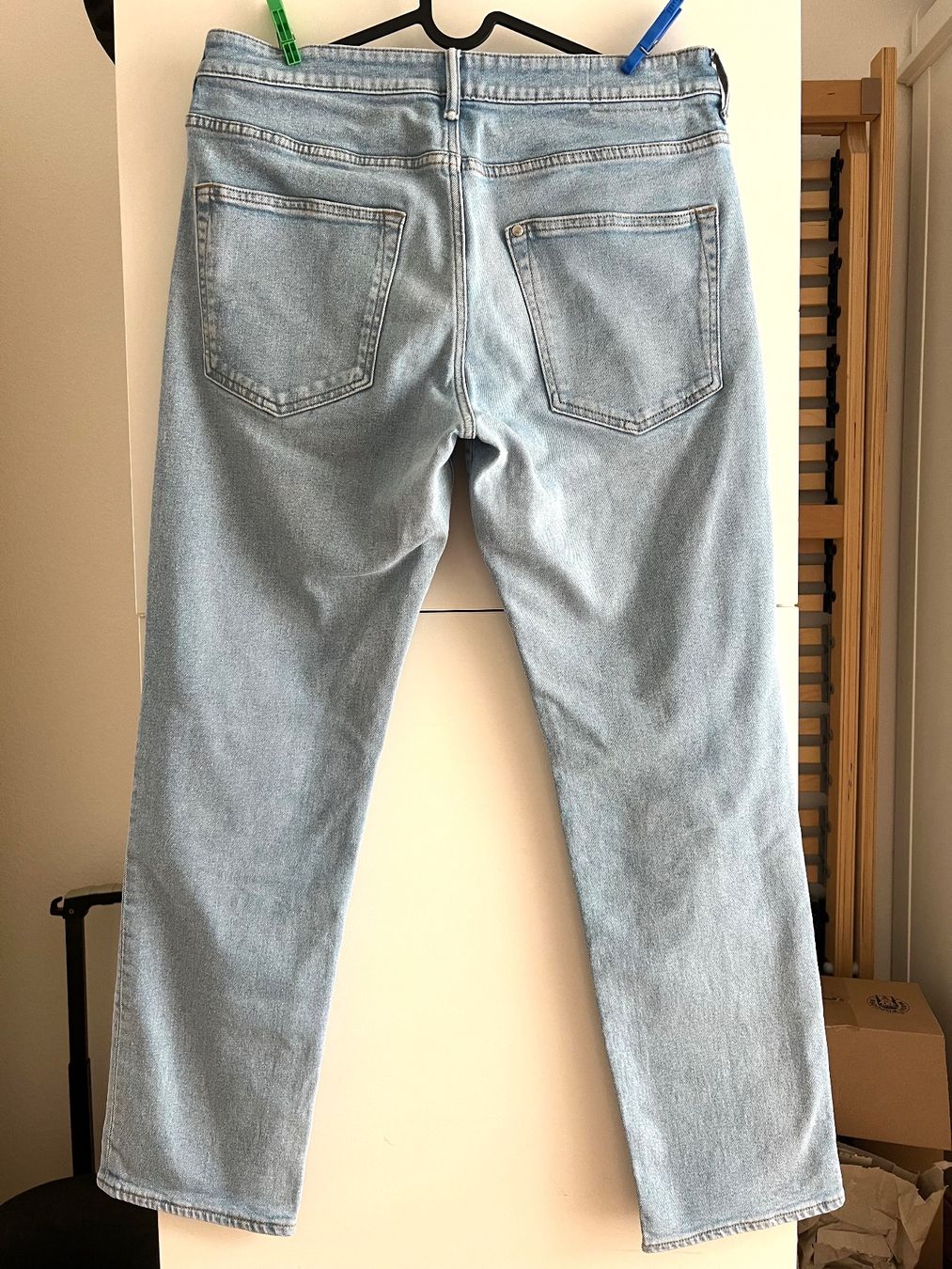 H&M Jeans: Jeans H&M 33/32 – Nuovo (secondo la descrizione) da Lausanne venduto da luciano_RIC1 2