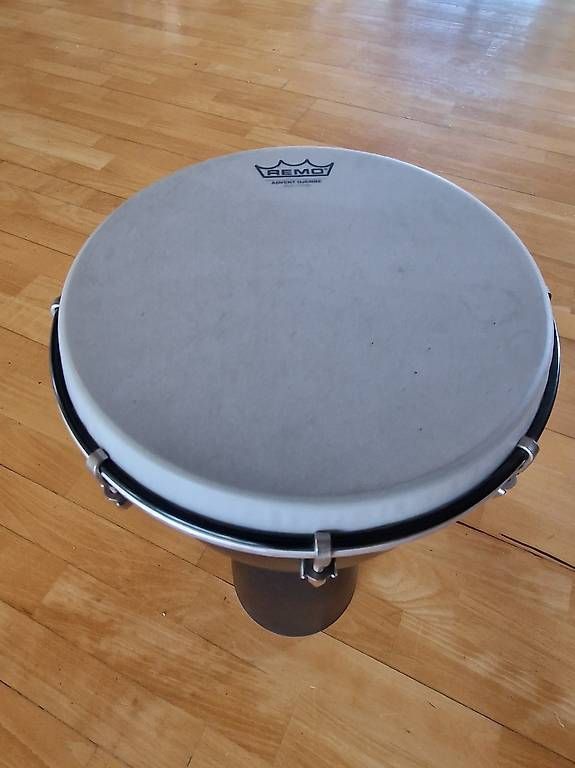 Musikinstrumente: Remo Advent Djembe 10" – Gebraucht aus Mur (Vully) FR von Bigwhite 1