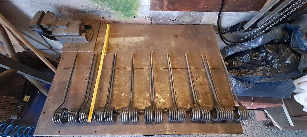 Tutte le macchine: Kreiselheuer Zinken Kuhn – Usato da Reichenbach i. K. venduto da kla_25vv