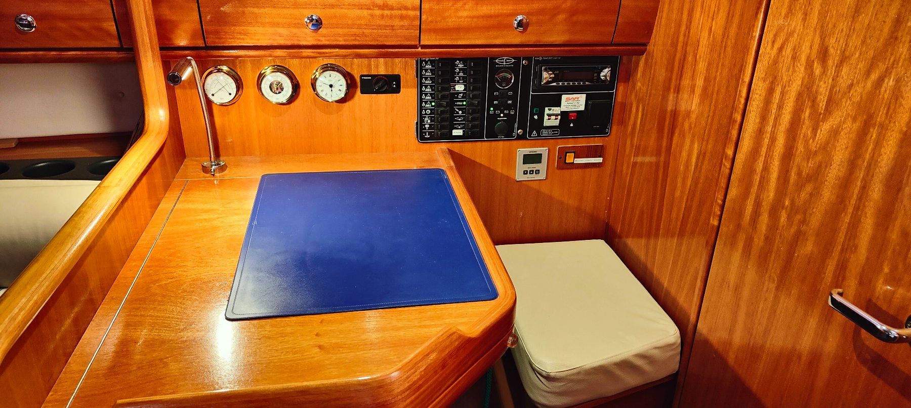 Bavaria Barche: Bavaria 32 Cruiser – Usato da Dürnten venduto da 999999 7