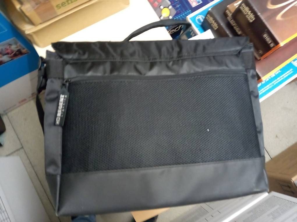 Native Instruments Strumenti musicali: Native Maschine Mk1 – Usato da Bad Ragaz venduto da wie_2xls 1