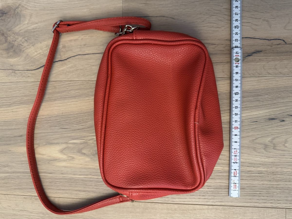 Borse da donna: Süsse rote Handtasche – Usato da Oberentfelden venduto da Judyku 1