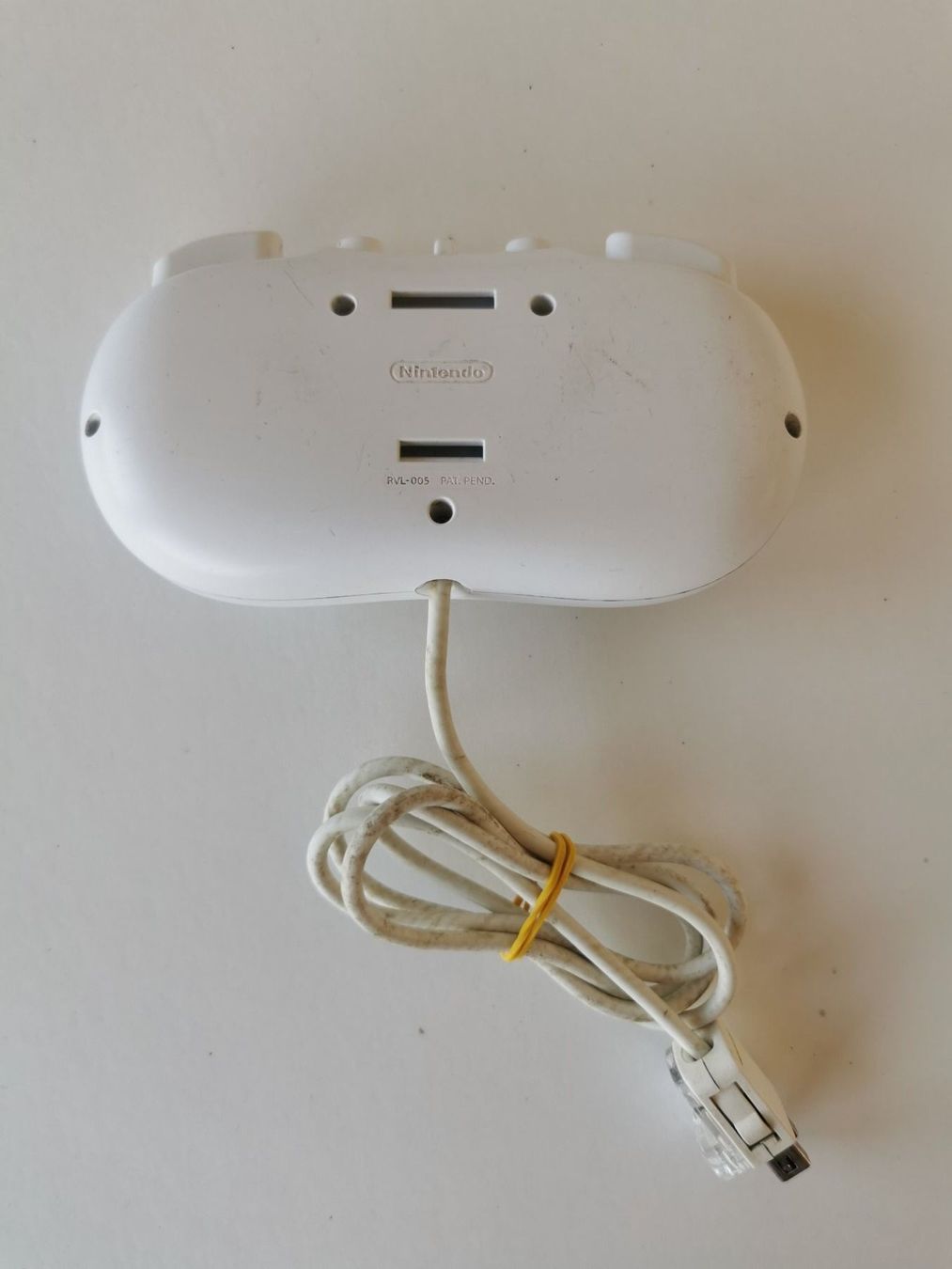 Nintendo Controller: Wii - Controller Classic Pad – Usato da Lenzburg venduto da eyworld 1