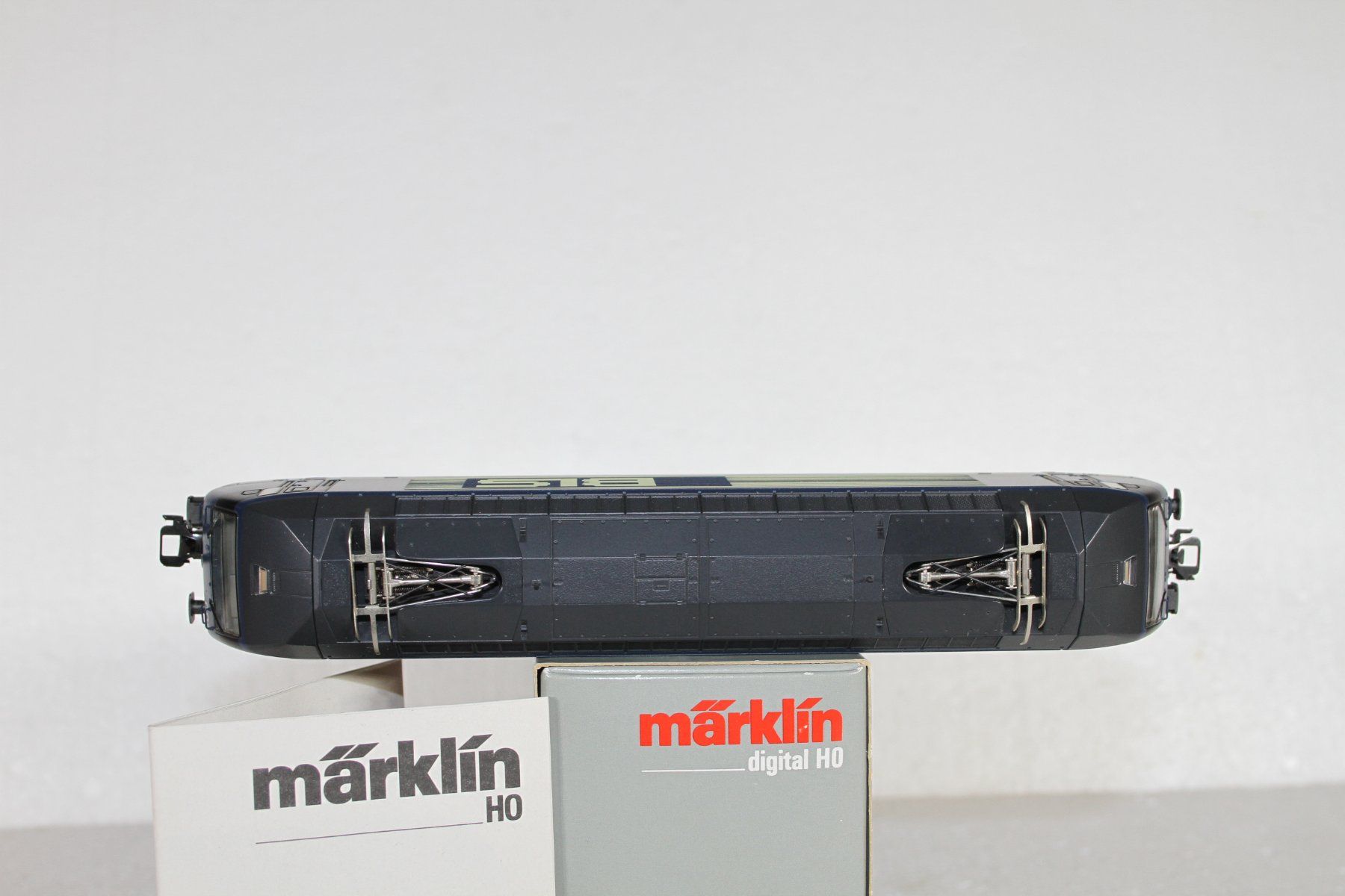 Märklin Modellini di ferrovie: Märklin 3763 BLS Re 465 digital OVP – Usato da Triesen venduto da cor_62ts 6