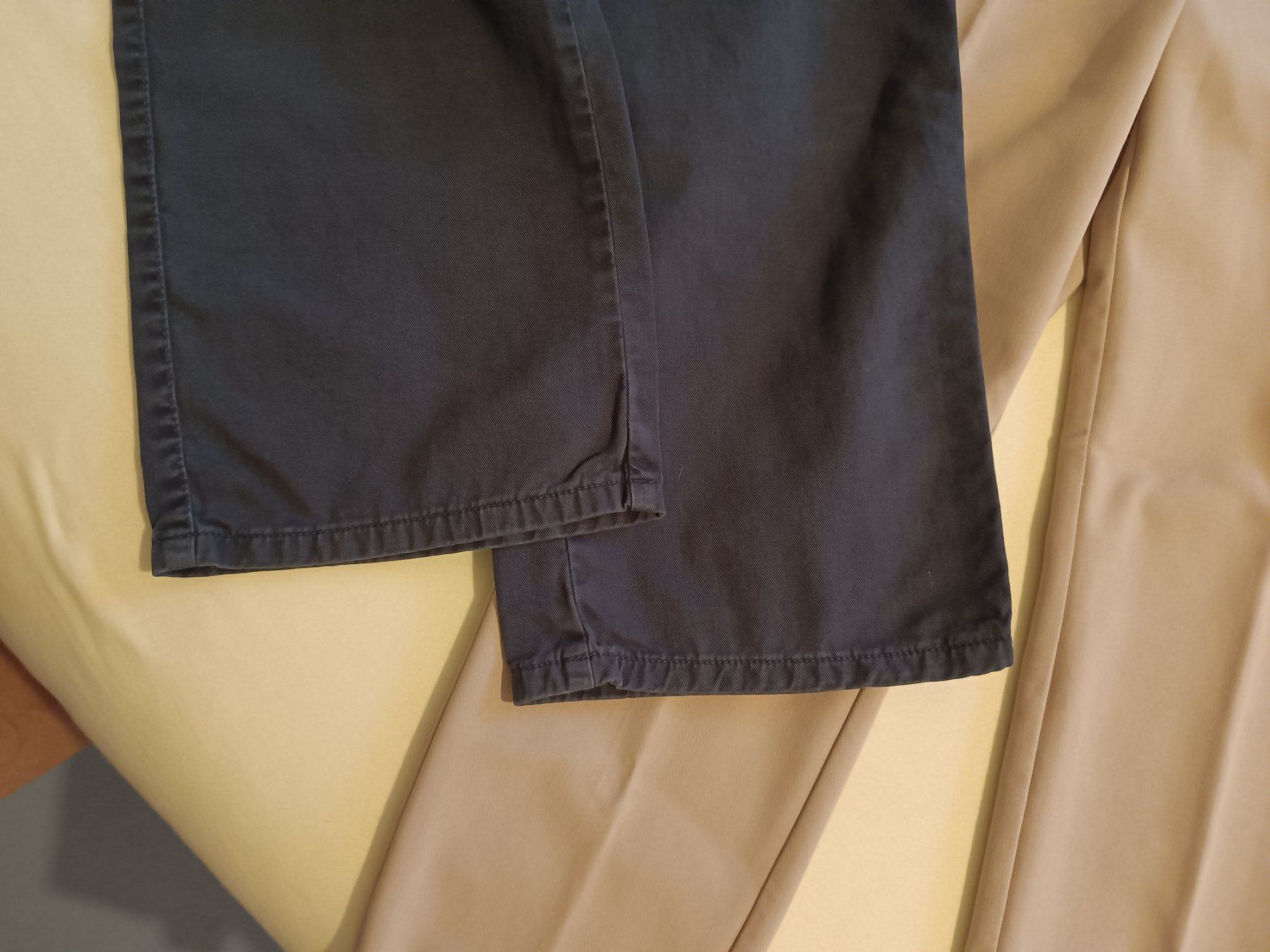 Hosen: 3 Paar Mädchen / Damen Hosen Gr.34 – Gebraucht aus Läufelfingen von papagena02 2