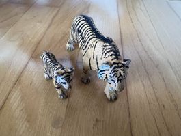 Schleich Tiger Tierfiguren, grosser mit einem Jungen 🐅 