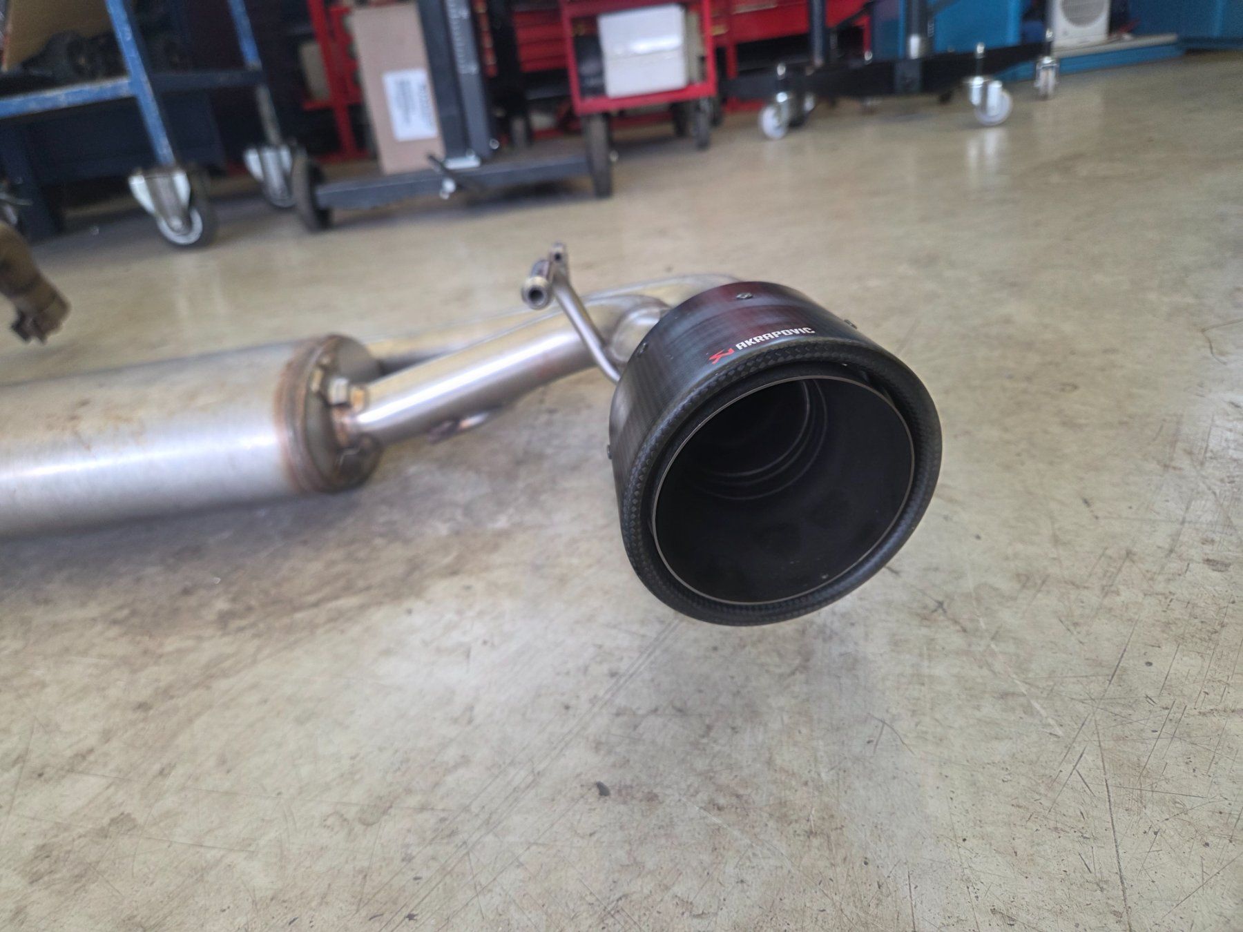 Abarth Auspuffanlagen: Abarth 595/595 Akrapovic Carbon – Gebraucht aus Elsau von stanco-abarth 3
